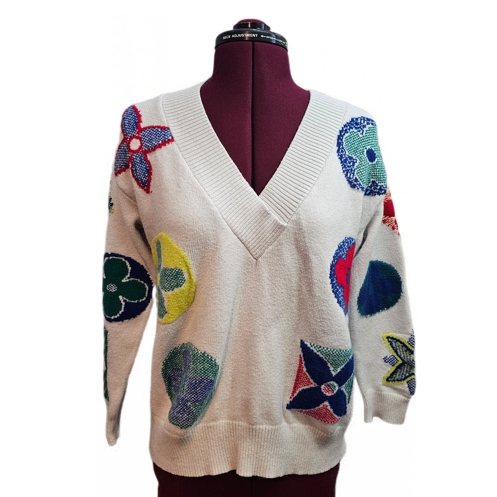 Multicolor Flower Patterned V-Neck Knit Sweater